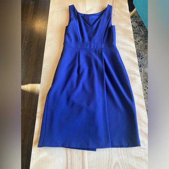 Adrianna Papell Navy Blue Day Dress. Sleeveless. Quality made and well lined. - Picture 3 of 8